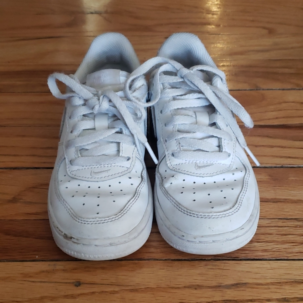 SALE Nike white worn size 10
